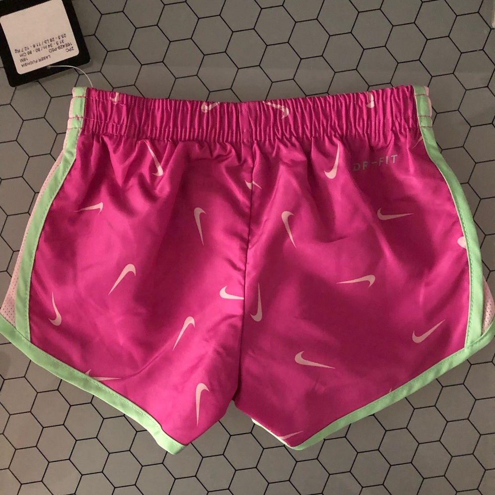 Nike Dri-Fit 2-piece set - NEW - Picture 5 of 9